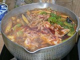 中国土産　火鍋の素で鍋　煮込んでいるところ