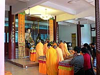 梵天寺の法要