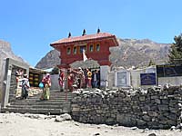 寺院の入り口