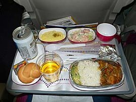 タイ国際航空HND-BKK-KTM：機内食また味落ちた？