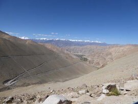 ラダックの旅：標高5,360mのチャンラ峠を越えて。