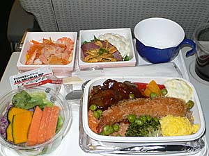 日本航空：成田－バンコク線機内食。最近ＪＡＬよく乗ります。